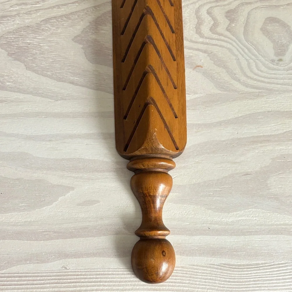 VTG Brown Wooden Wall Card Holder‎ Decor - Picture 5 of 5